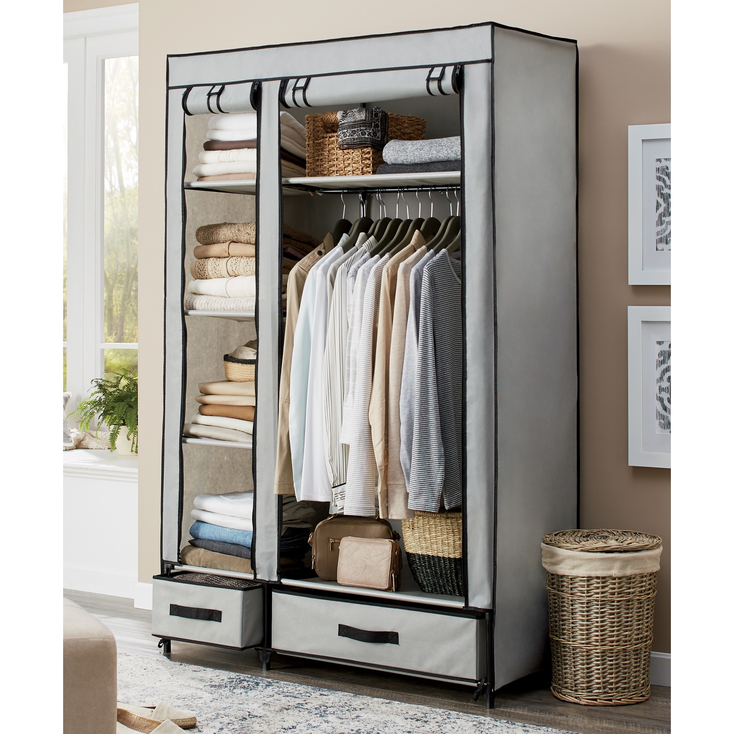 Wardrobe shop for storage