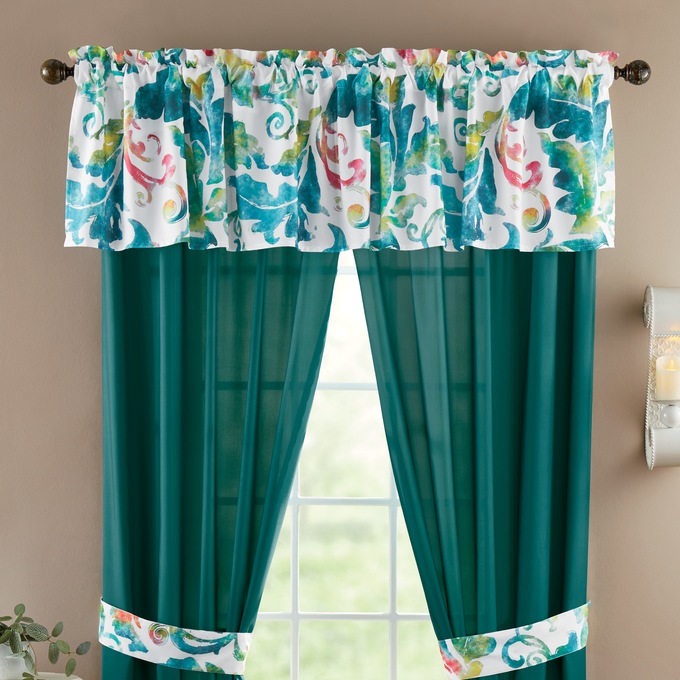 Caye Valance, , large