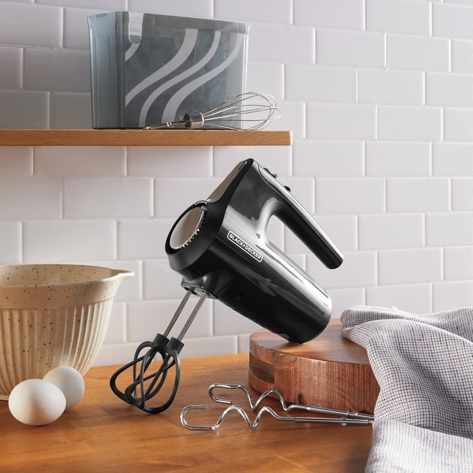 Black+Decker Premium Hand Mixer, , large