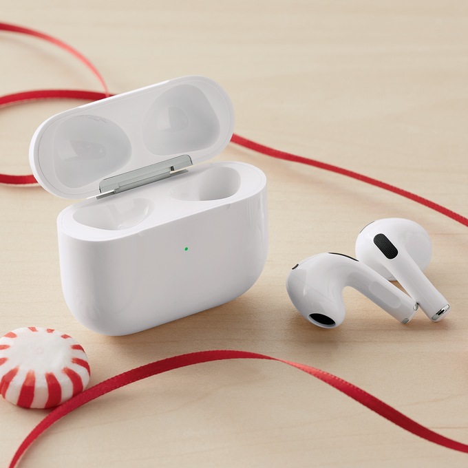 Apple Airpods Ginny s