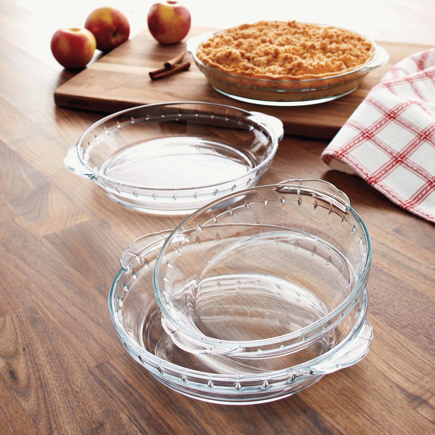 Pyrex Glass Fluted Pie Plate