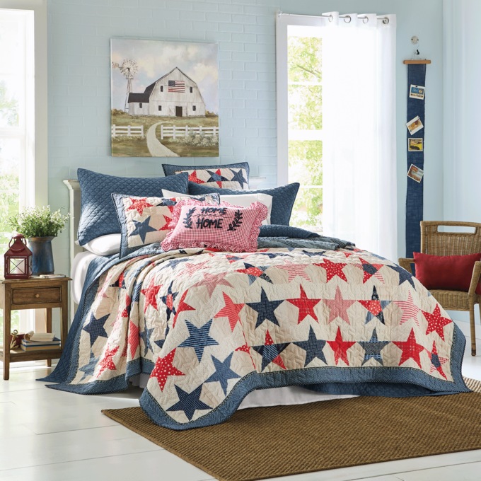 Stars and Stripes Oversized Quilt, , large