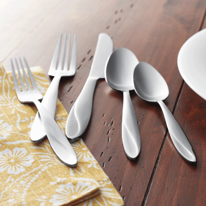 Oneida 65-Piece Flatware Set, , large