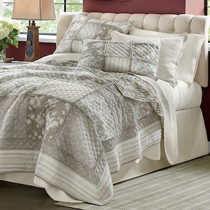 Cassidy Oversized Quilt, , large