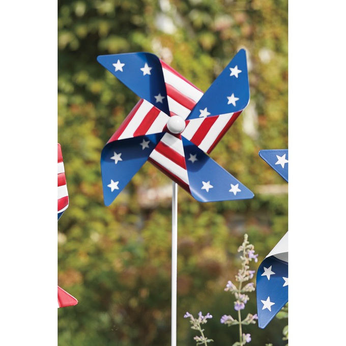  Americana Pinwheel Yard Stake, Blue Stars Red Stripes, large