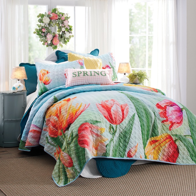 Blossom Oversized Quilt, , large