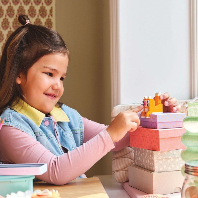 LEGO Classic Creative Happy Box, , large