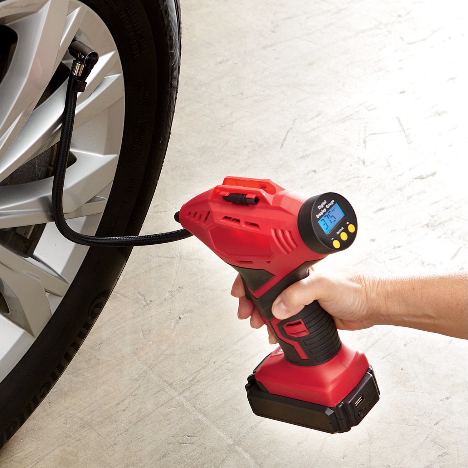 Cordless Tire Inflator with Digital Gauge Ginny's