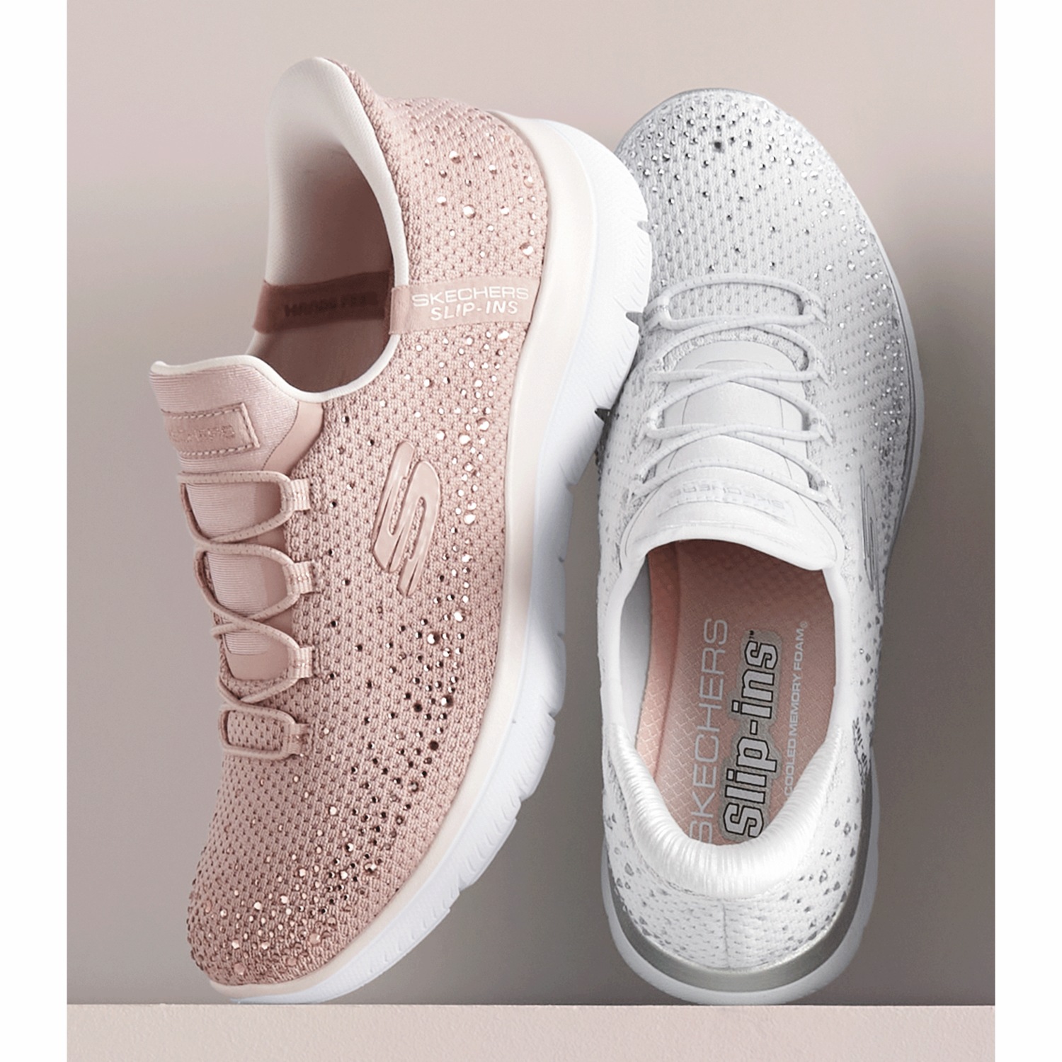 新品・美品！！SKECHERS Slip-ins Skechers Slip-ins Relaxed Fit: Urban Explore - Cozy Fit