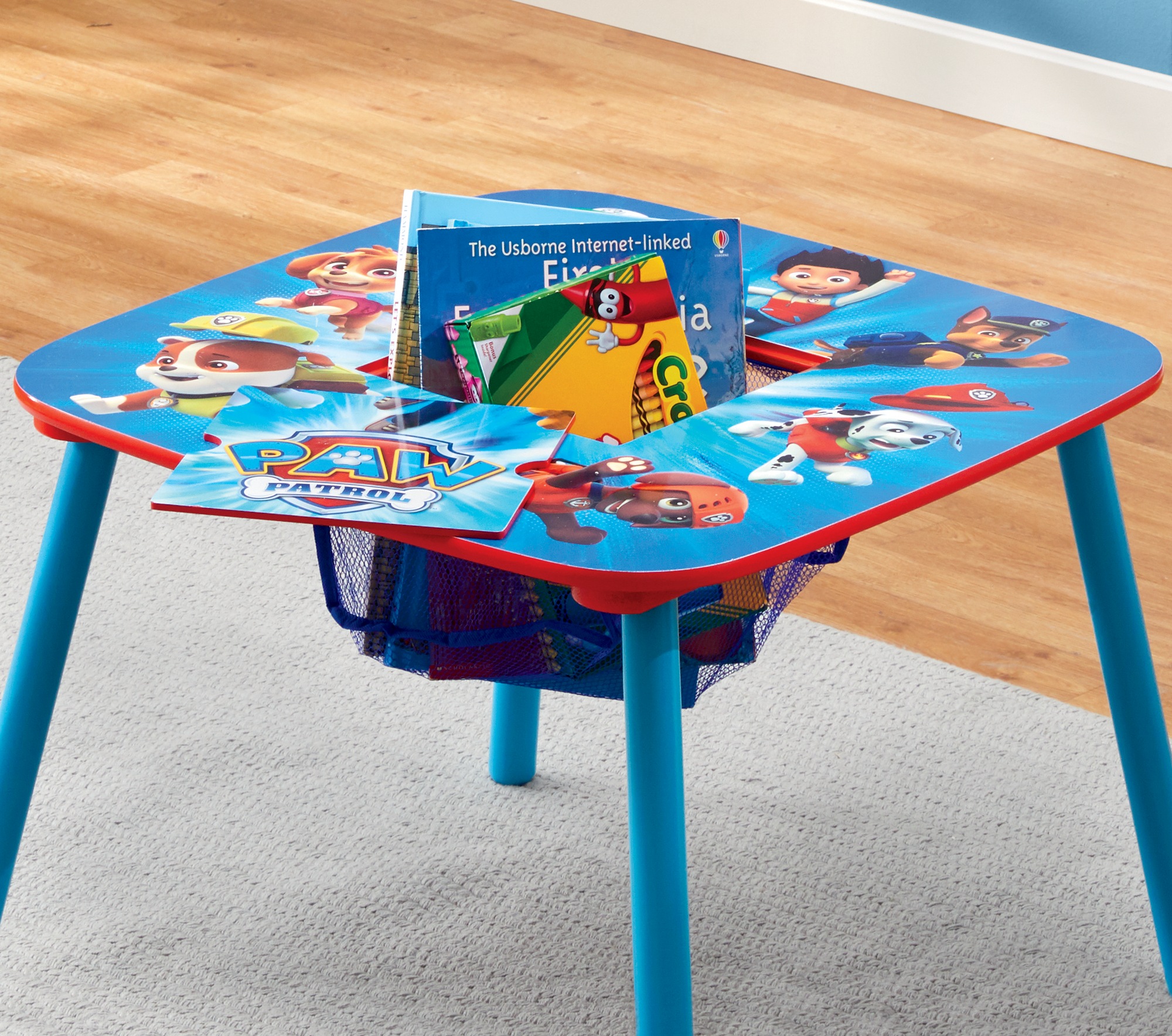 children's table with chairs