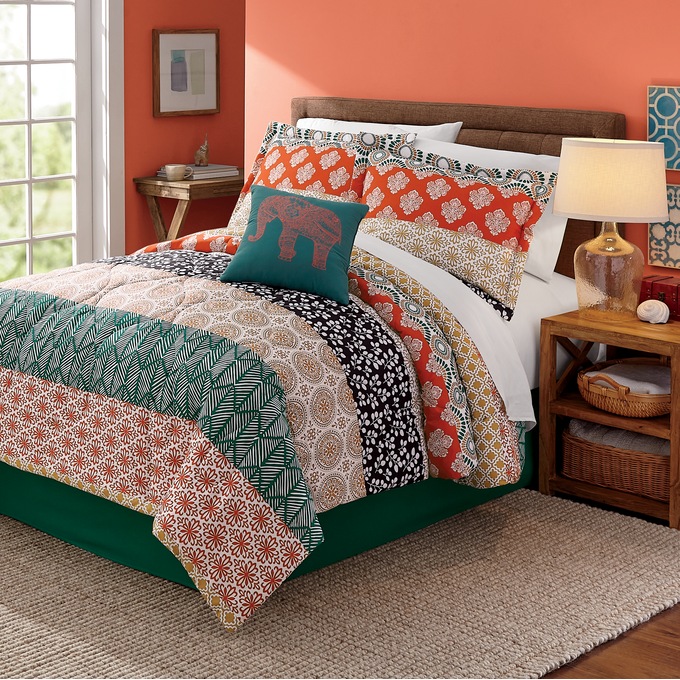 Zola 4-Piece Comforter Set and Accent Pillow, , large