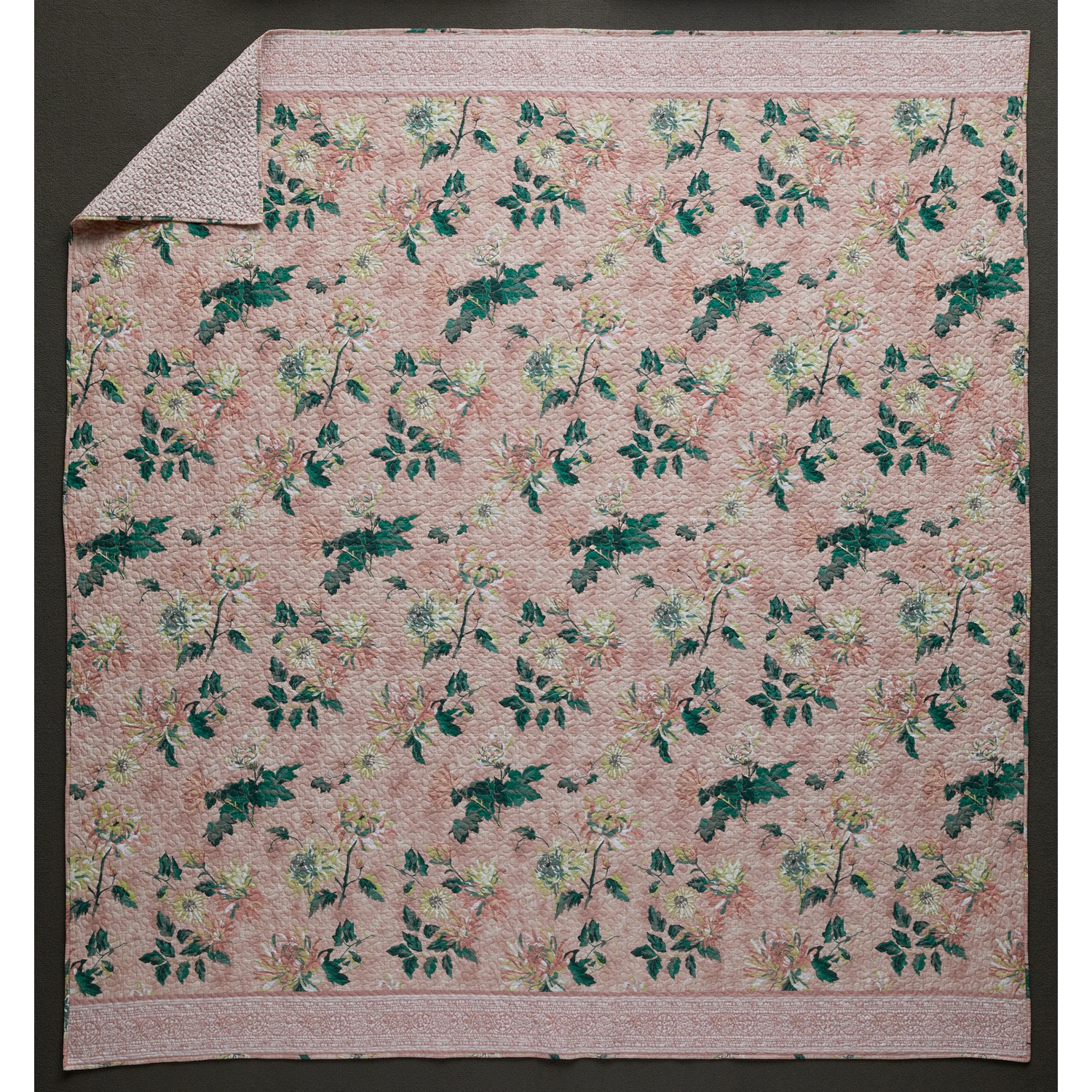 Chrysanthemum Oversized Quilt Ginny's