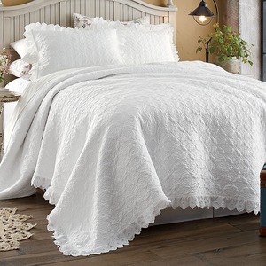 Eyelet Oversized Quilt, , large