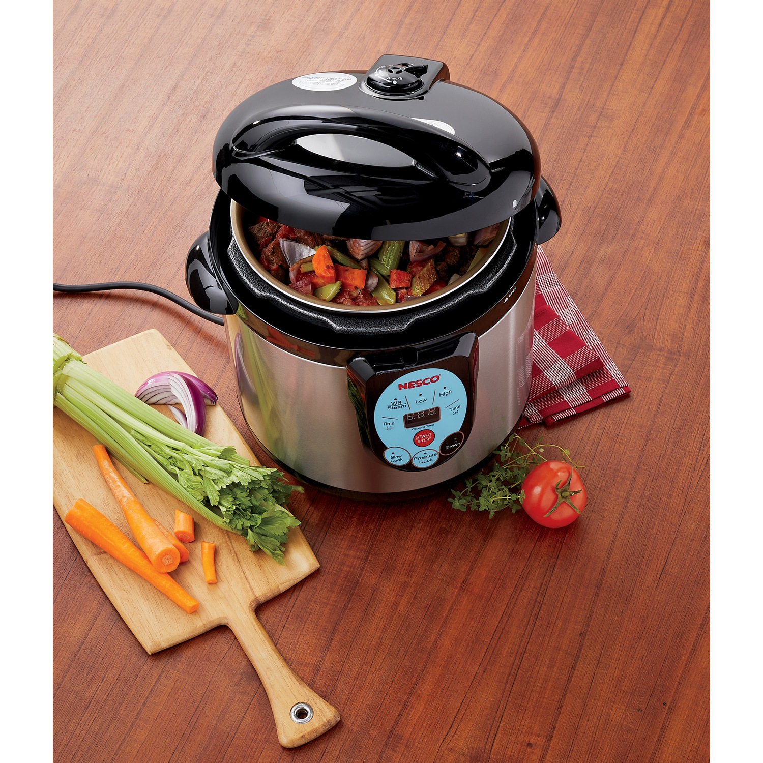 Nesco 4-Quart Slow Cooker | Stainless Steel