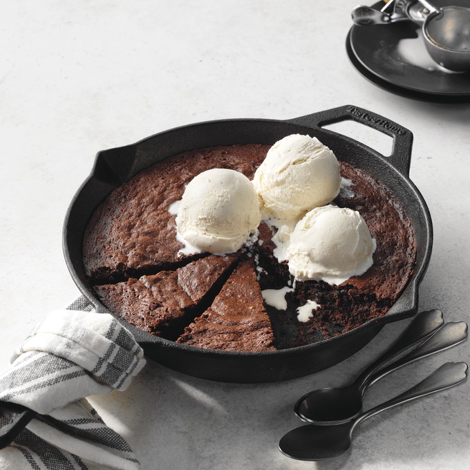 Taste of Home 10" Pre-Seasoned Cast Iron Skillet, , large