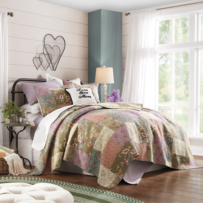 Louise Oversized Quilt, , large