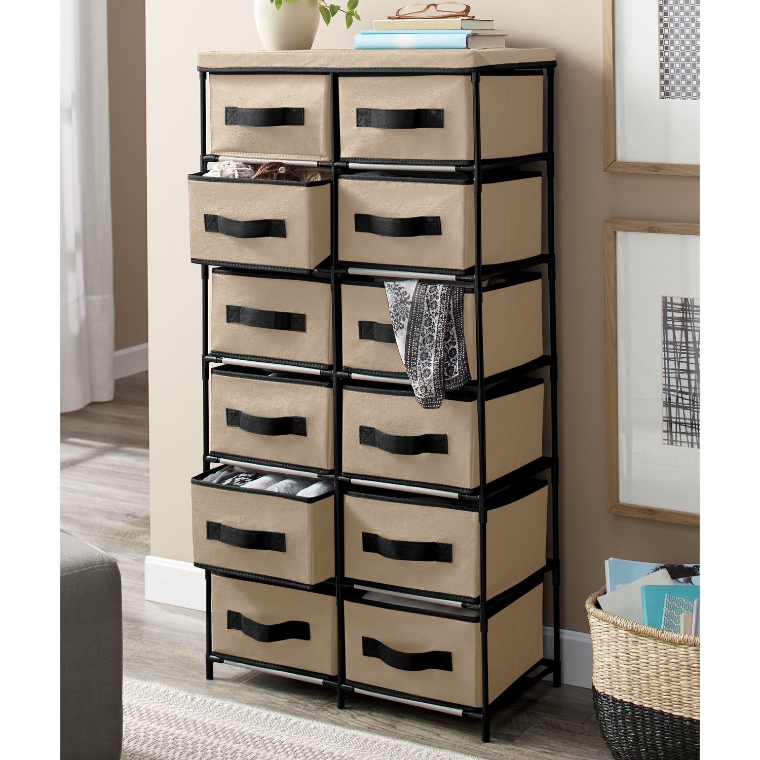 Organizing drawers store