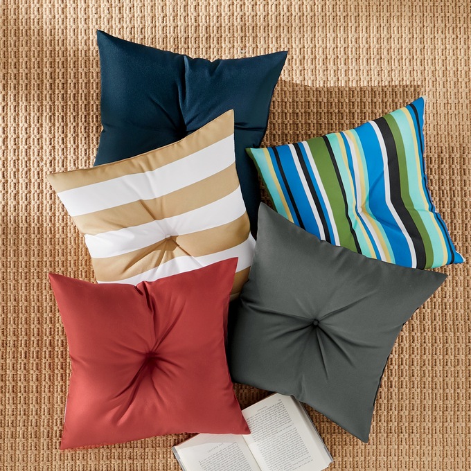 Set of 2 Pillows, , large