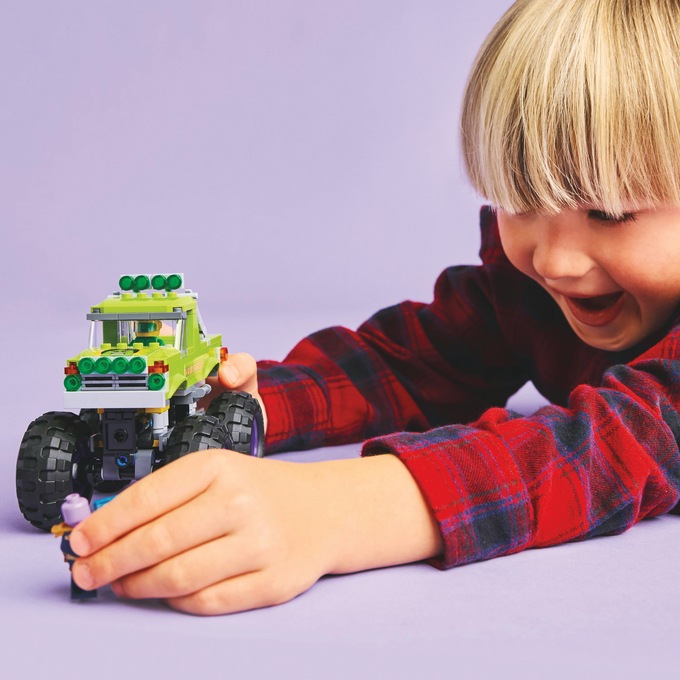 LEGO Marvel The Hulk Truck vs. Thanos, , large