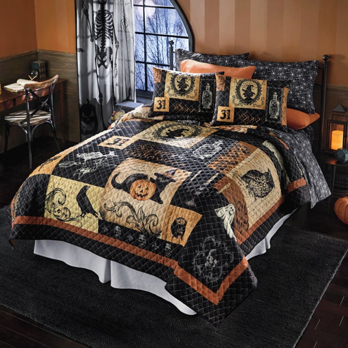 Reversible Halloween Quilt, , large