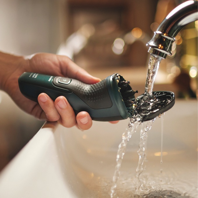 Philips Norelco 2600 Wet & Dry Shaver, , large