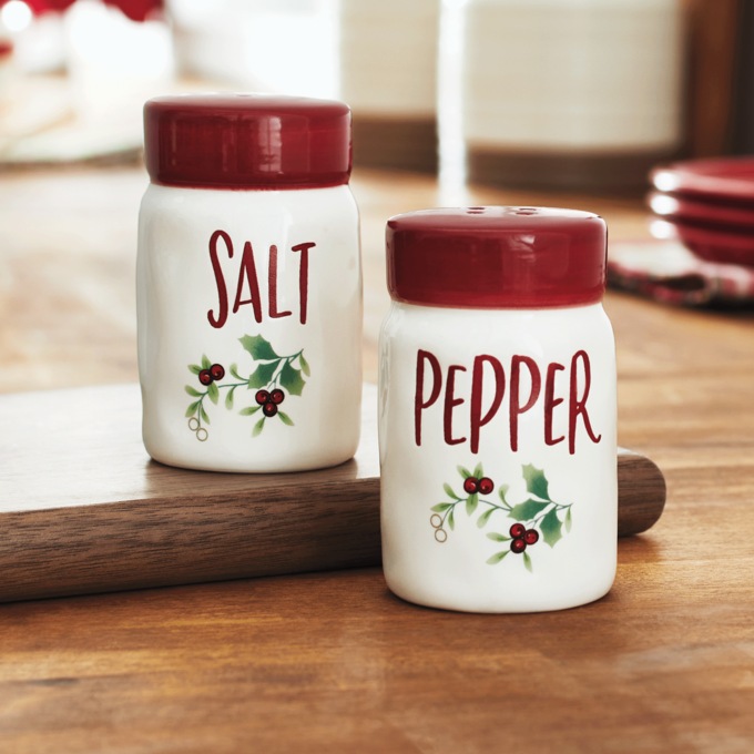 Pfaltzgraff Winterberry Red Salt & Pepper Shaker Set, Red, large