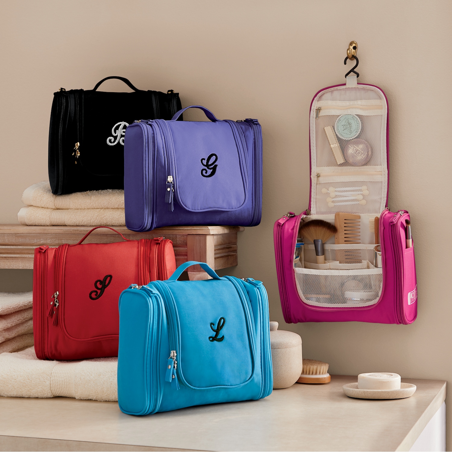 Personalized Hanging Toiletry Bag | Ginny's