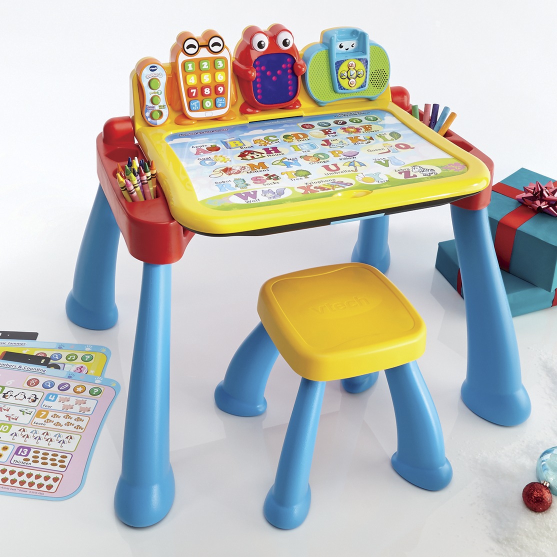 teach and learn activity desk