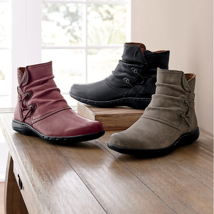 Cobb Hill Penfield Ruche Boot, , large