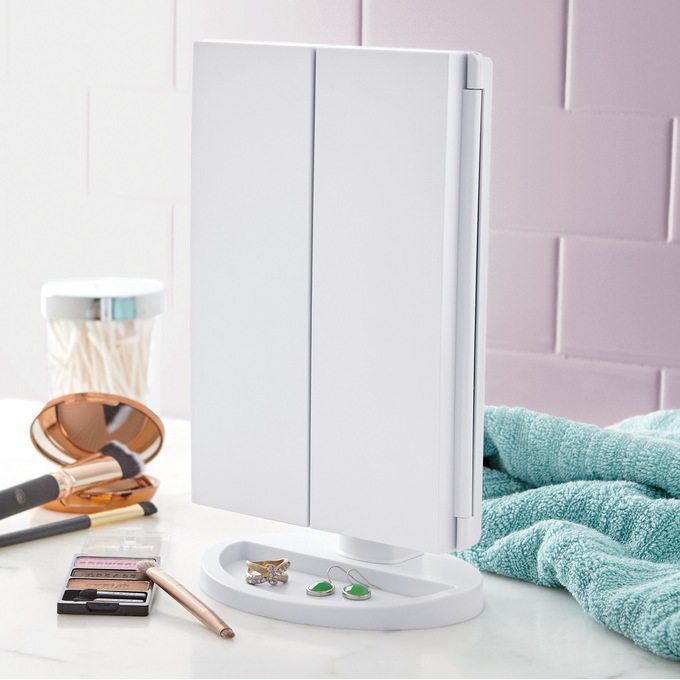 Jerdon Multi Magnification Lighted Makeup Mirror