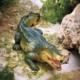 Crocodile Large Lawn D&eacute;cor, , large