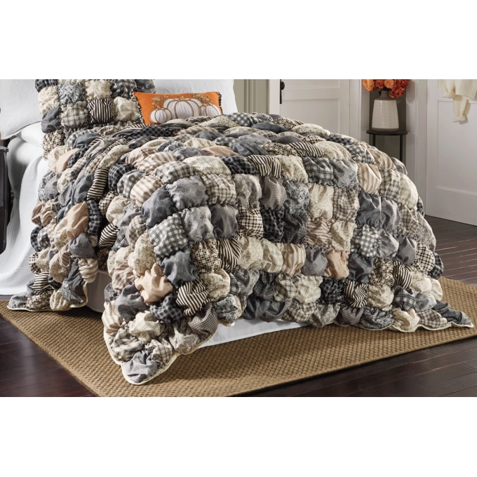 Farmhouse Puff Oversized Quilt, Multi, large