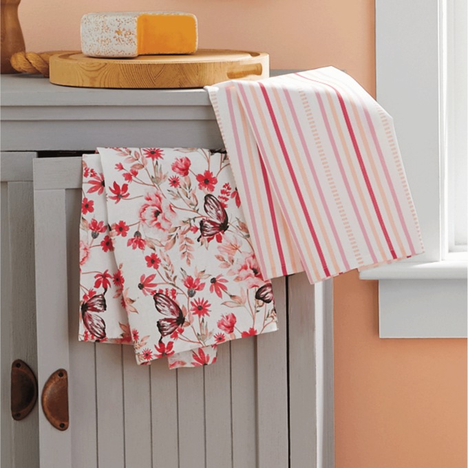 Set of 2 Romantic Kitchen Dish Towels, , large