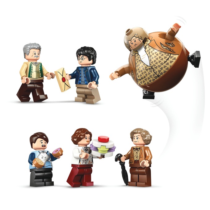 LEGO Harry Potter Privet Drive: Aunt Marge's Visit, , large