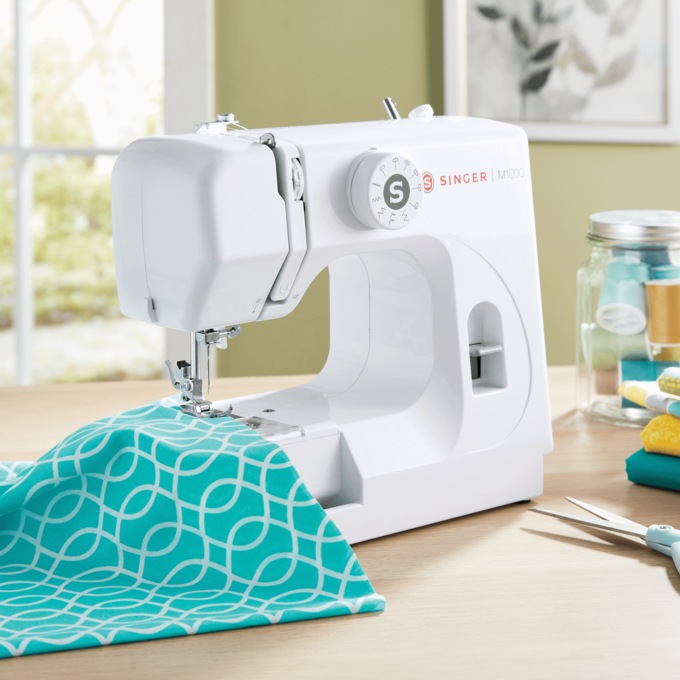 Singer Mending Machine, White, large