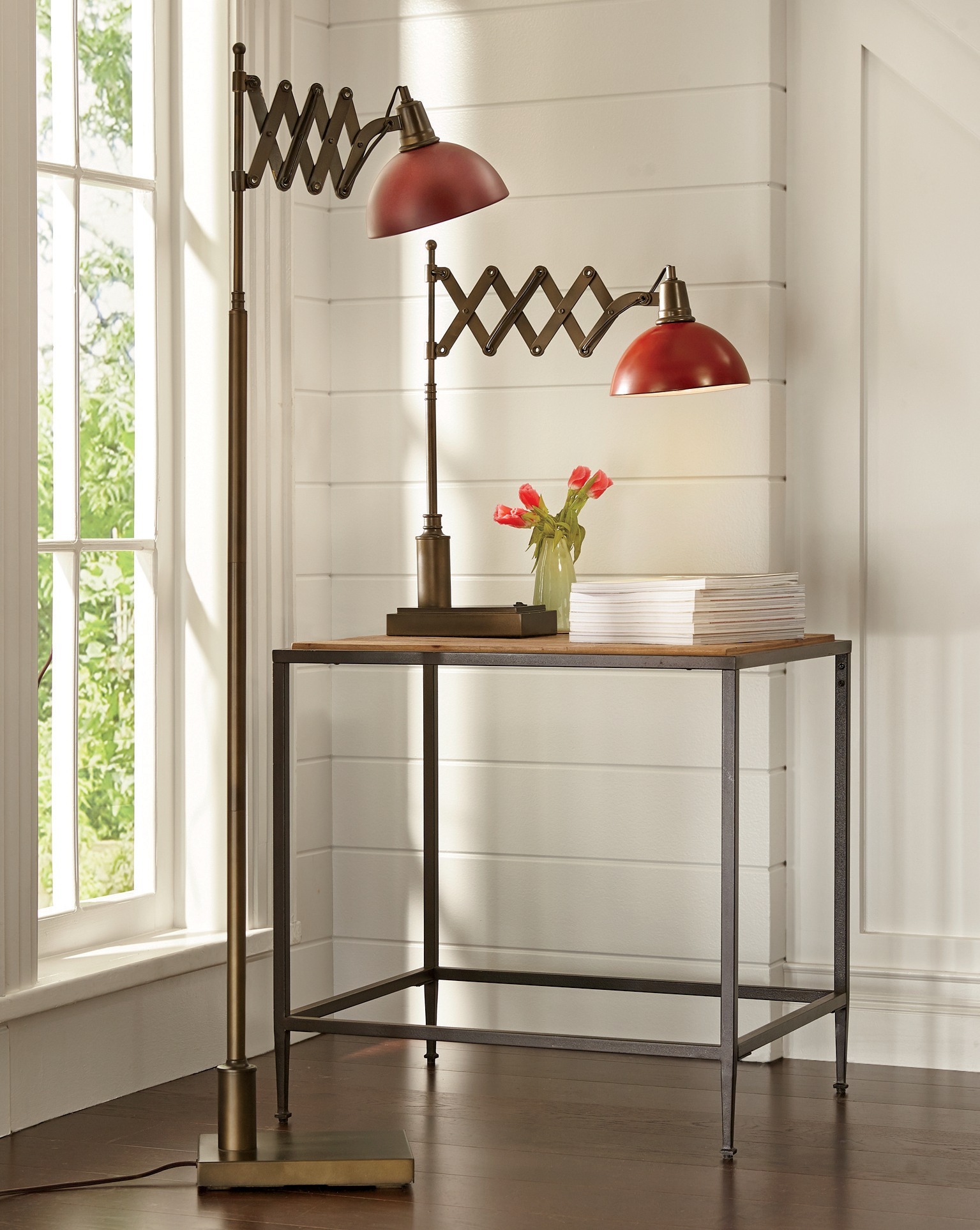 extendable table lamp