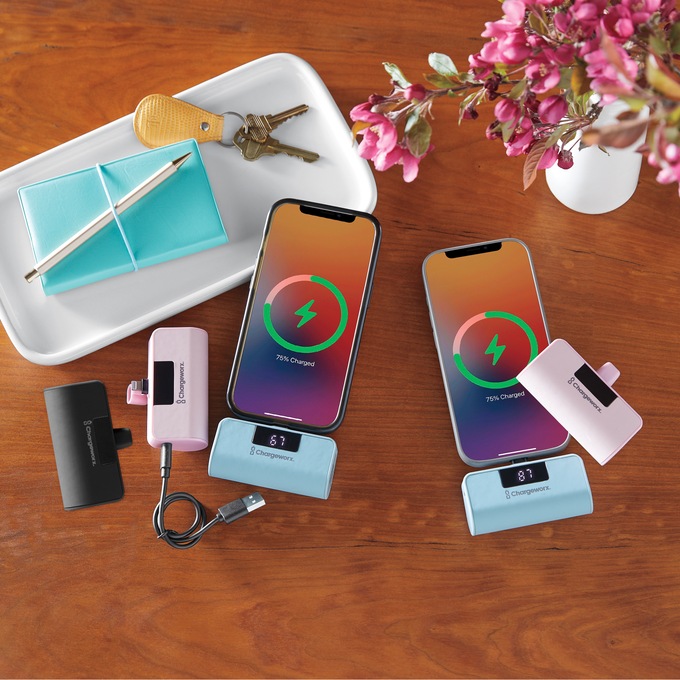 Power Bank with Built-In Connector, , large