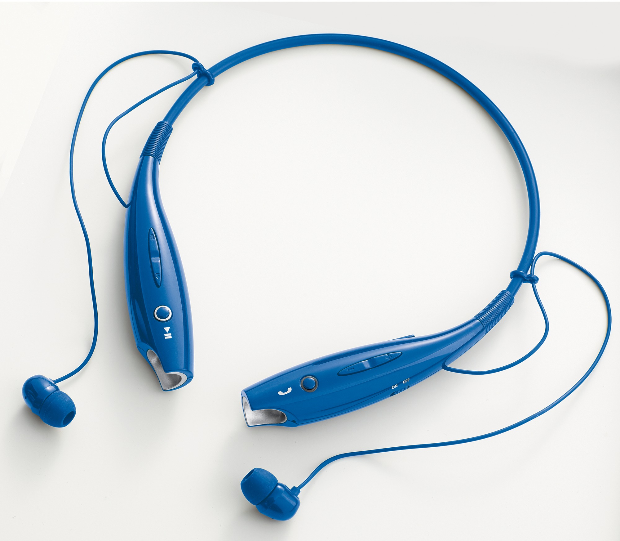 bluetooth earphones around neck