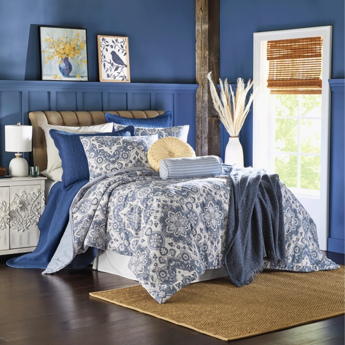 Nova Table Lamp, White, large