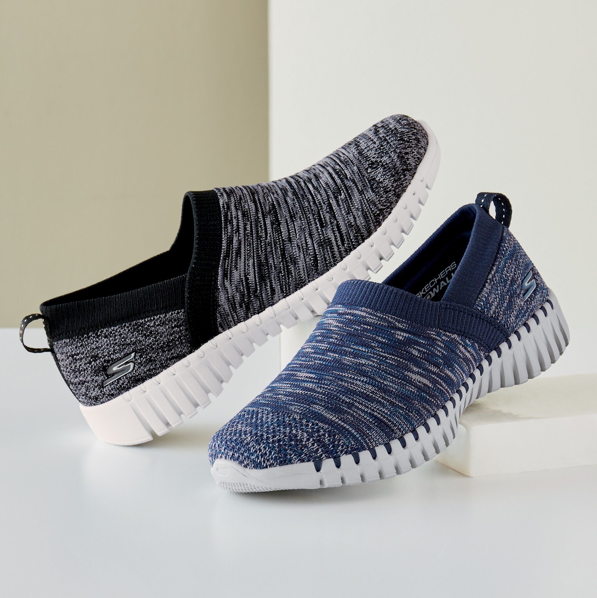 skechers dress smart