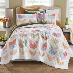 Tulips Oversized Quilt, , large