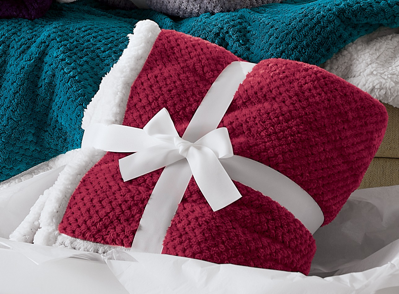 Cozy Textured Fleece Sherpa Reversible Throw, Burgundy, large