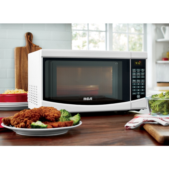 RCA 0.7 Cu. Ft. Microwave