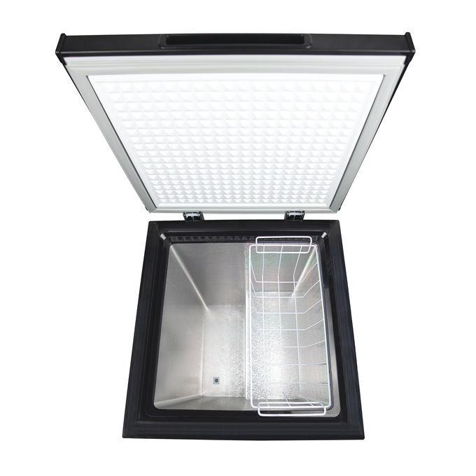 Igloo 3.5 cu. ft. Chest Freezer, , large