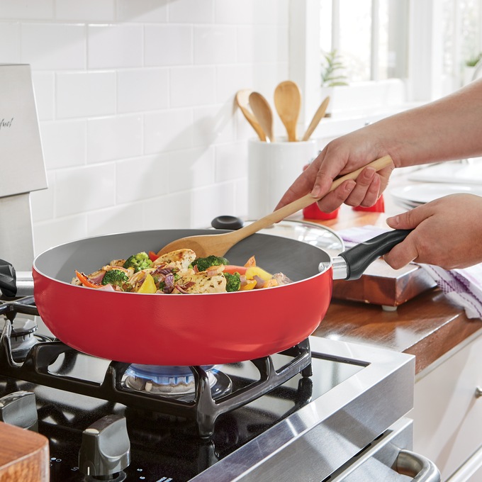 Ginny's 24-Piece Essential Cookware Set