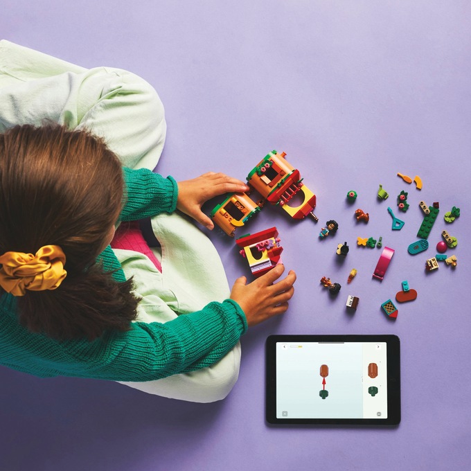 LEGO Disney Encanto Mini House, , large