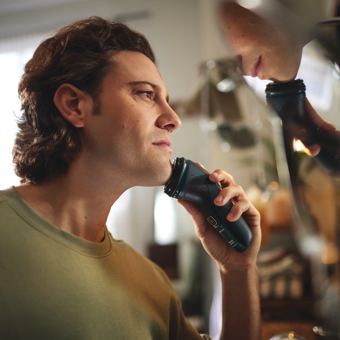 Philips Norelco 2600 Wet & Dry Shaver, , large