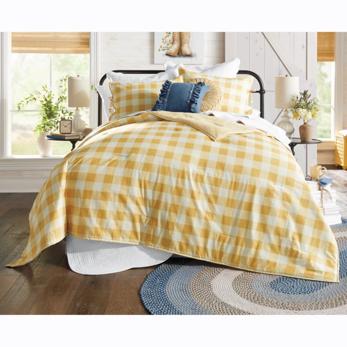 Payton Oversized Gingham Quilt, , large