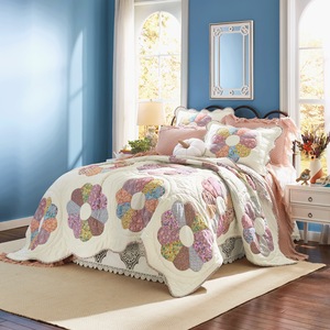 Norah Oversized Floral Quilt, , large