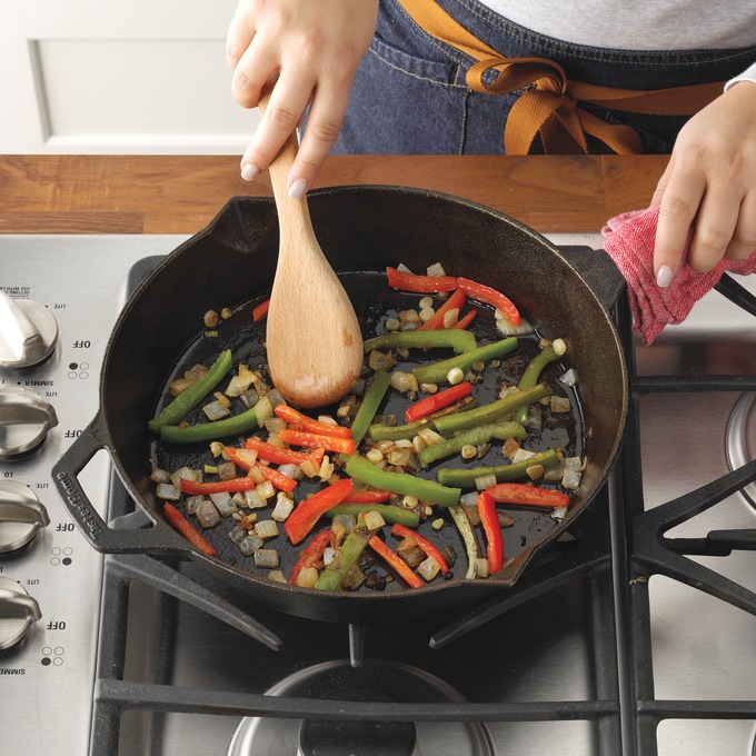 Taste of Home 10" Pre-Seasoned Cast Iron Skillet, , large